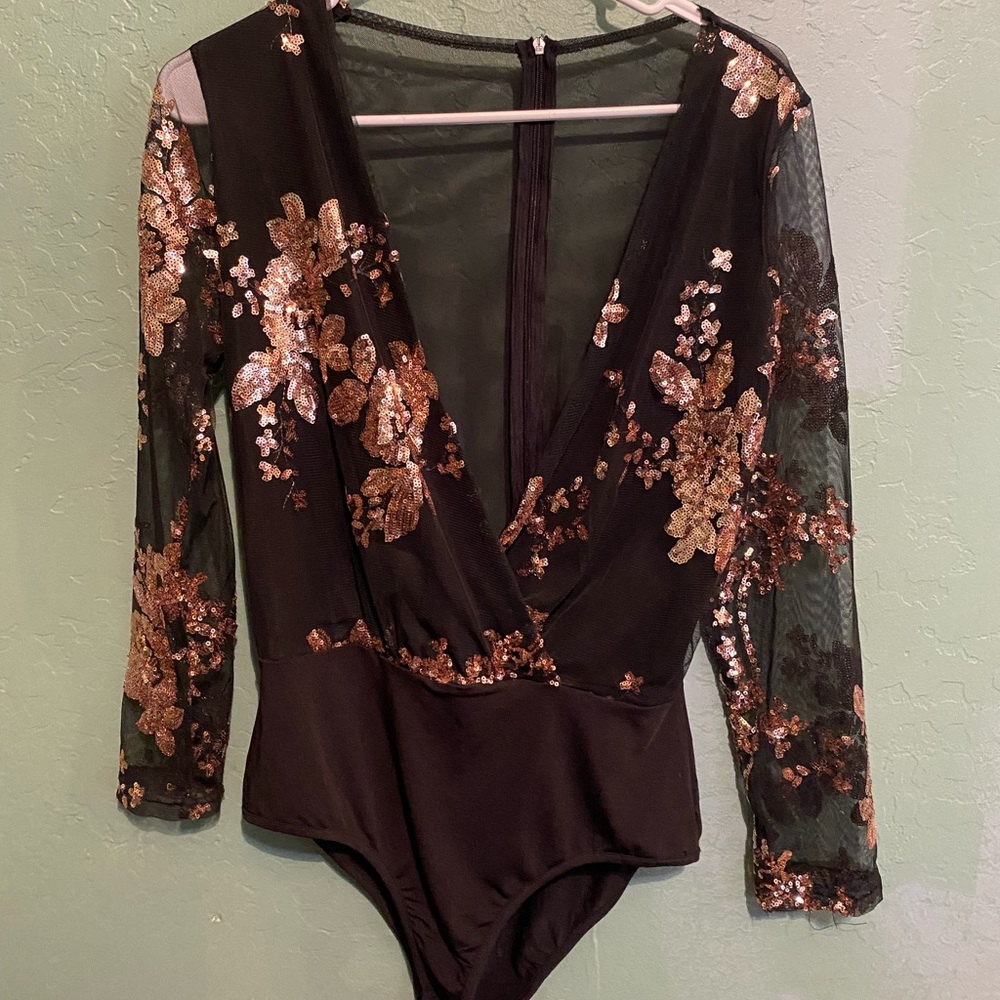 Super cute body suit with rose gold sequins